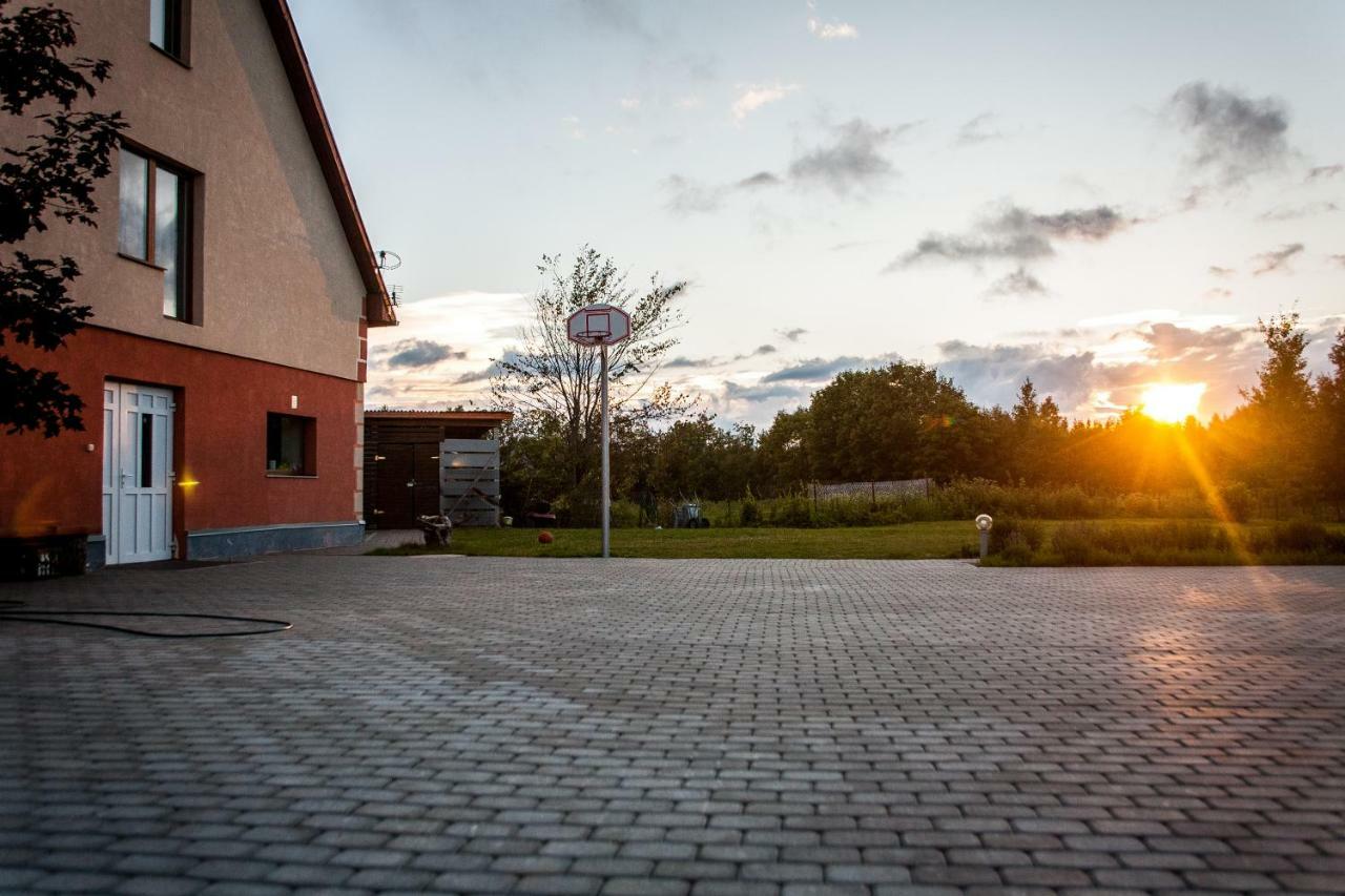 Laimnieki Hotel Augsciems Kültér fotó